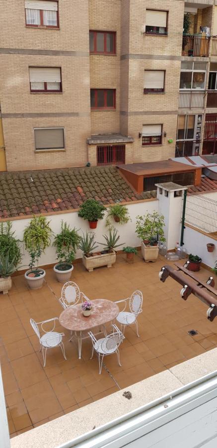 La Parada De Echegaray Zaragoza Exterior foto